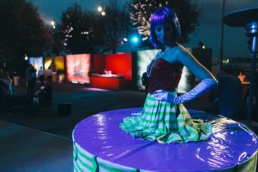 Esibizione su pedana circolare illuminata al Gala Dinner Iris Ceramica 2017